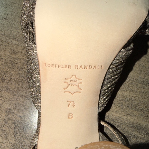 NIB LOEFFLER RANDALL CAMELLIA CHAMPAGNE PLEATED BOW ROUND HEEL - Picture 10 of 13